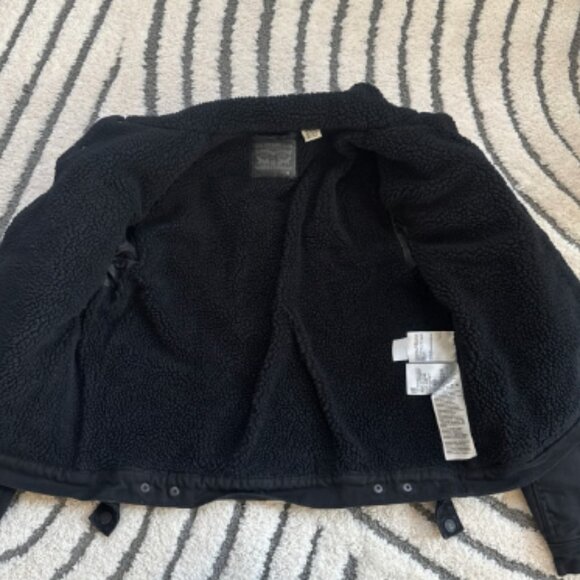 SOLD - Picture 3 of 4